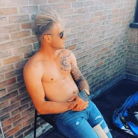 Mikele_1993 profile photo