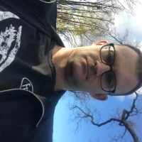 scromnik's Profile Pic