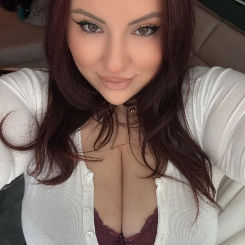 CurvyKimmy1