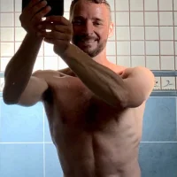 Bienveni2's Avatar Photo