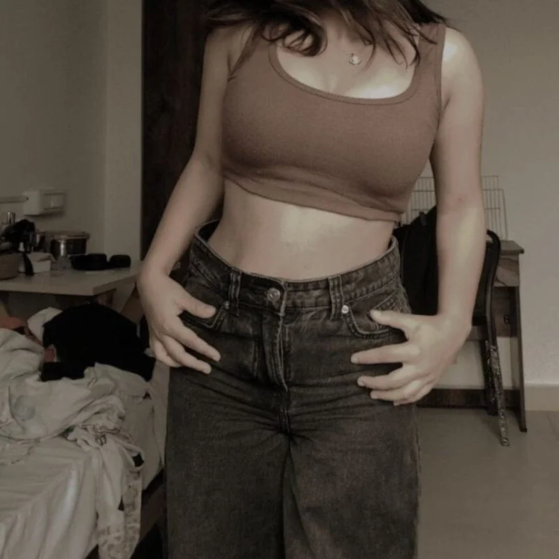 priya-roy61