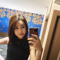 Koreamomo's Profile Pic