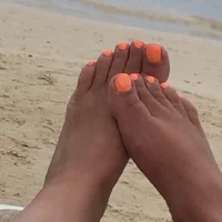 Meet_My_Feet-xox
