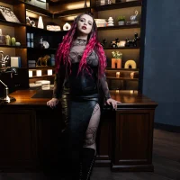 Miss_Maya_Mils' Avatar Pic