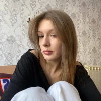 LeyaMoreauu's Profile Pic