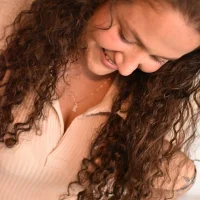 _camilacurly's Avatar Pic