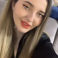 MollyXFlowers's Profile Pic