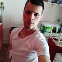 pocho9323's Profile Pic