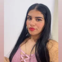 Gambar Profil Laila_Rouse