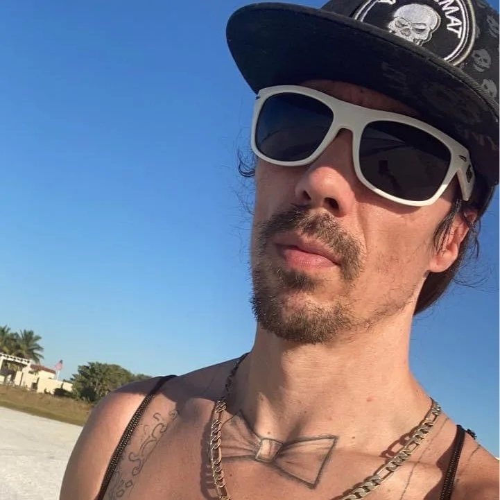 mikeylong profile photo