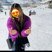 Miss_Rose__'s Avatar Pic