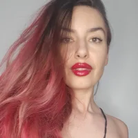 Jayniee's Profile Pic