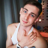 Mirosha_Skyline's Profile Pic