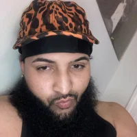 beingTee Adlı Modelin Avatarı