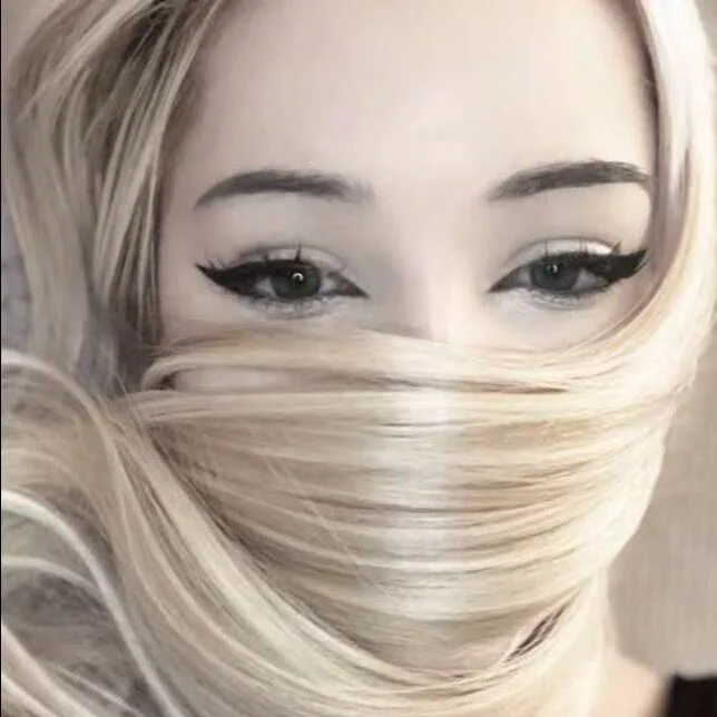 blondie_ink profile photo