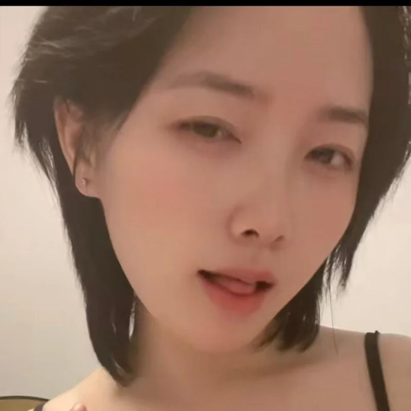 Cheating-wife profile photo