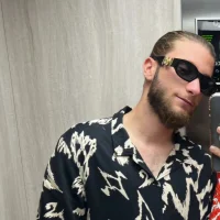 nath_french's Profile Pic