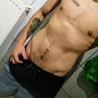 รูปโปรไฟล์ของ FuckBoy2666