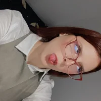 anny_blommie's Avatar Pic