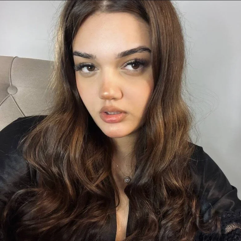Aisha_Sky