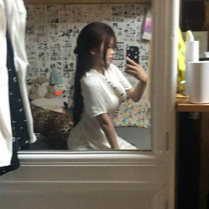 krixi992 Stripchat profile image
