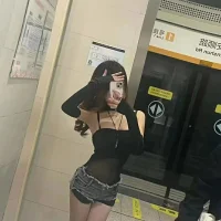 SarahDejay's Profile Pic