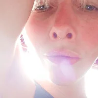 zi_mi's Profile Pic