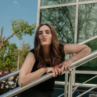 รูปโปรไฟล์ของ NikkiBenc