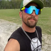 Funcouple33944's Profile Pic