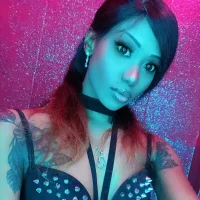 athena-model's Profile Pic