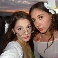 MelanieTwice's Avatar Photo