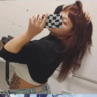 bbyedarling's Avatar Pic