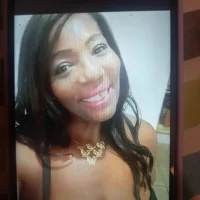 Tacienne's Profile Pic
