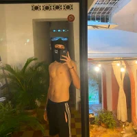 damiancam1 webcam