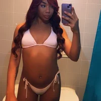 brunetteLatina777 webcam