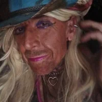 CROSSCOUNTRY1 的個人資料圖片