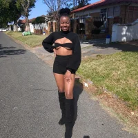 KinkyPetite18n Avatar kuva