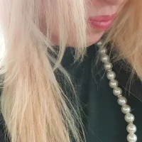 reina111's Profile Pic