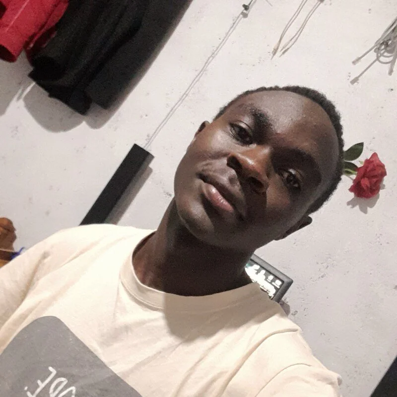 StudentTenInch profile photo