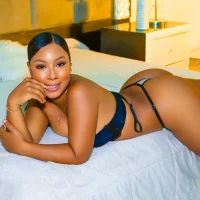 TalianaNewton's Avatar Pic