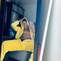 Ảnh Đại Diện HotSebas_04