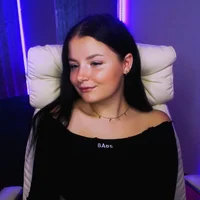 Miss__Fox's Profile Pic