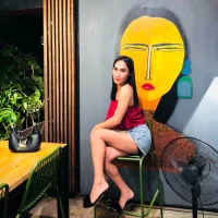 FreakyMariah26 头像图片