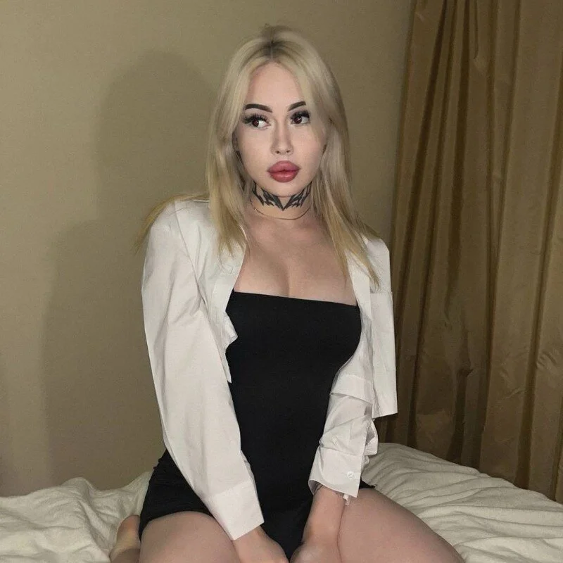 Mika_Lux profile photo