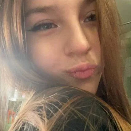 yourcutiearia Stripchat profile image