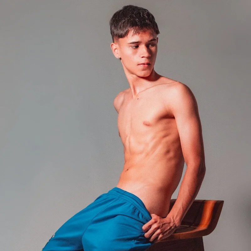 Aron_Boyy Stripchat profile image