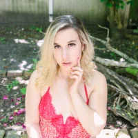 lanadelpay's Profile Pic