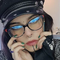 صورة الملف الشخصي لـ Lullaby_charade2