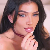 Kaya_Bliss Stripchat