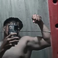 bluched's Profile Pic